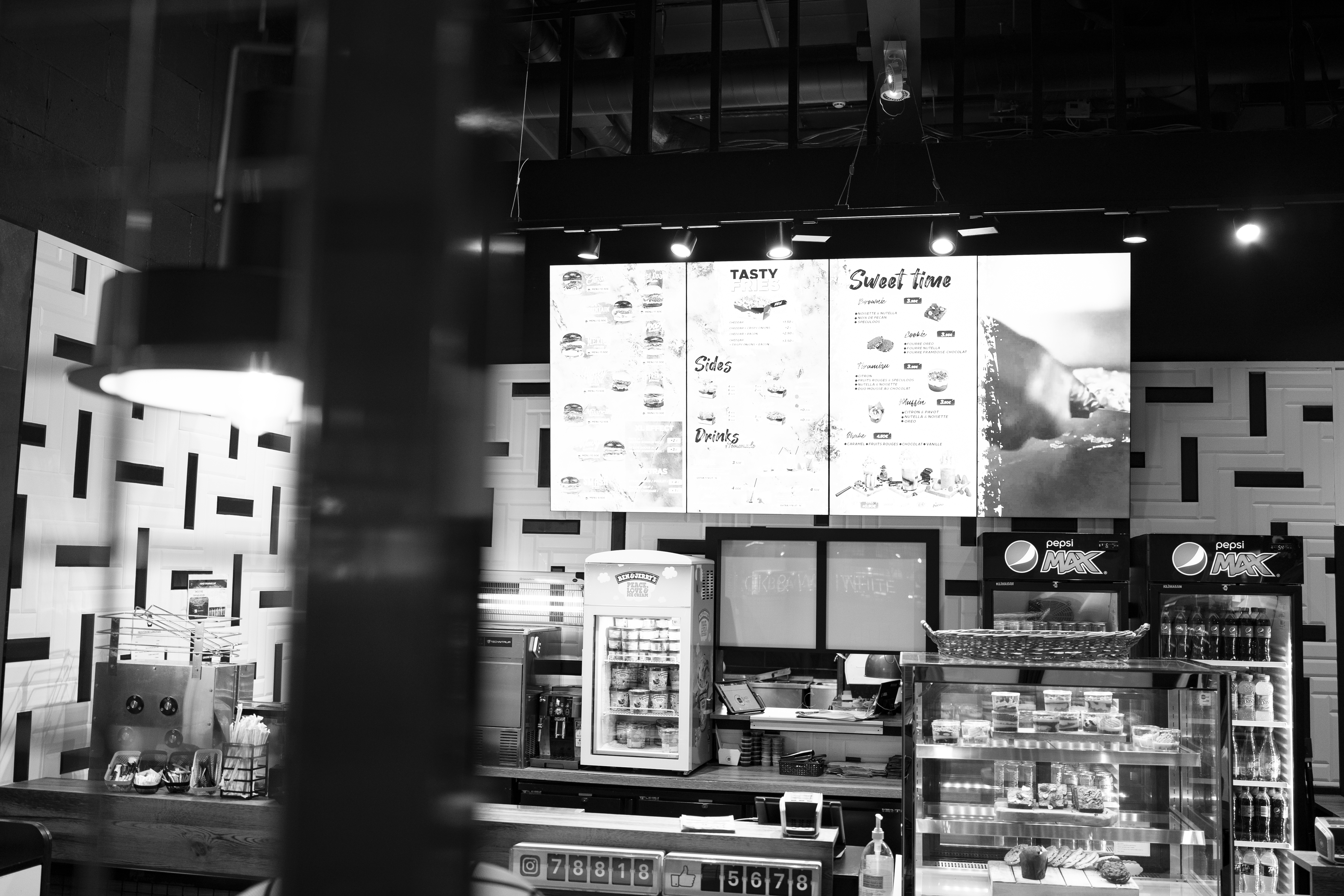 Black & White burger